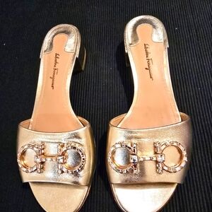 Salvatore Ferragamo Gold Leather Lampio Slides with Crystal Accents Sz 6.5